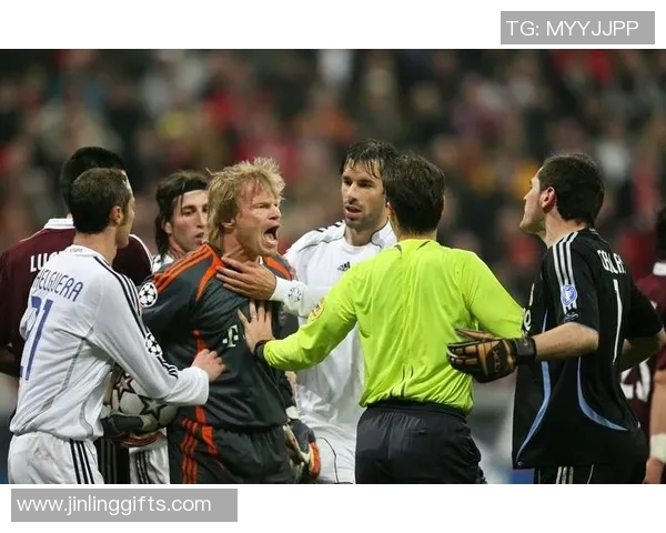 巴萨与拜仁激战粤语解说精彩回顾与战术分析