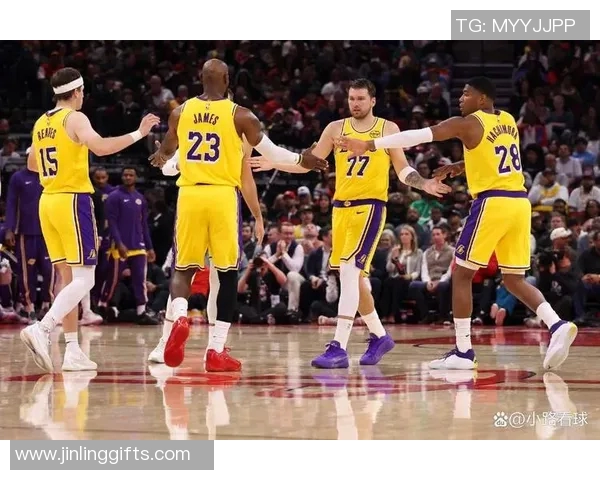 湖人队与雷霆队激战正酣2018年2月9日精彩回顾与赛后分析